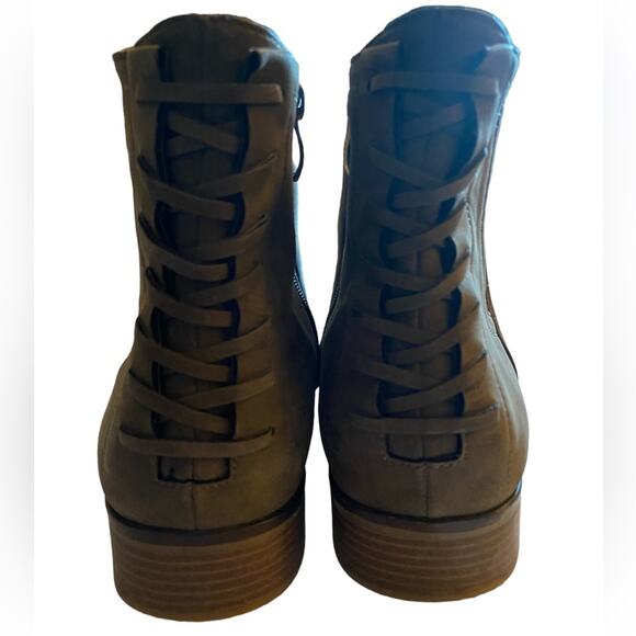 Limelight Dylan Laced Back Booties Women’s Size 11 Gray Ankle Boots 1” Heel - Picture 1 of 12